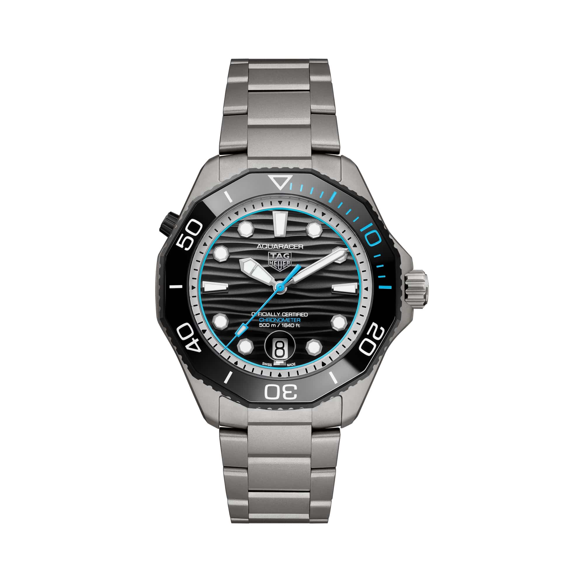 TAG Heuer Aquaracer Professional 500 Date men’s watch with black gradient dial, titanium bracelet, and 42mm titanium case featuring a black ceramic dive bezel in a professional luxury dive watch design.