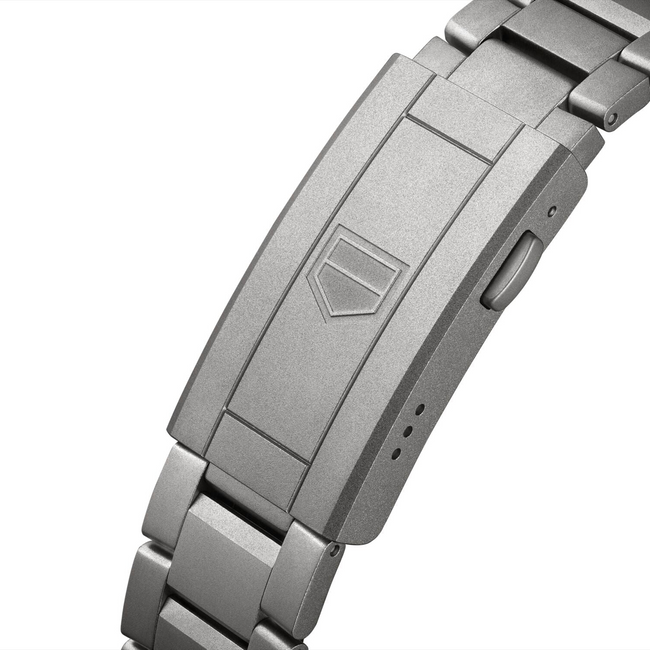 TAG Heuer Men's 40mm Aquaracer Professional 200 Solargraph Watch WBP1180.BF0000