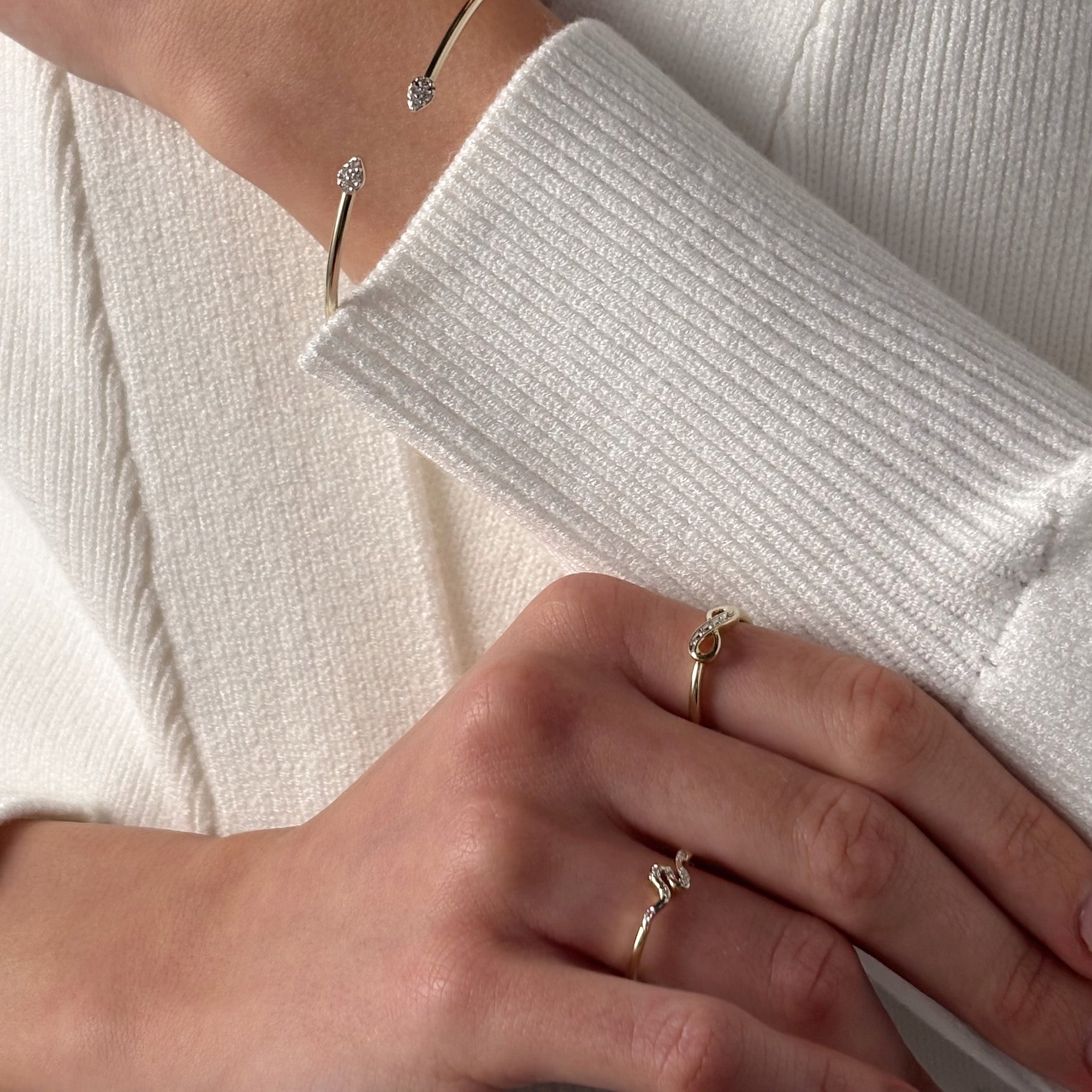 Diamond Snake Ring in 9ct Yellow Gold