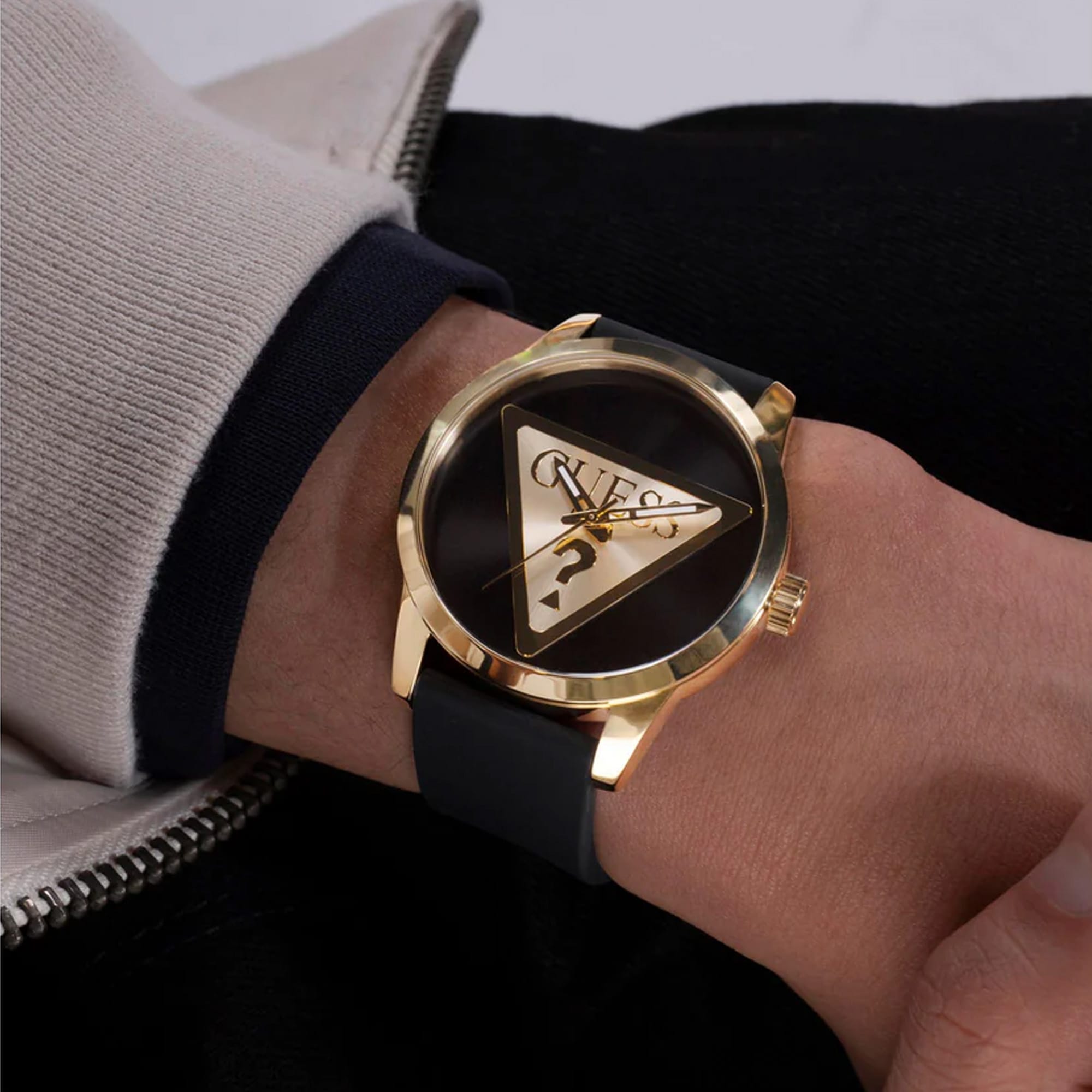 Guess Men's 44mm Gold PVD Quartz Watch GW0781G4