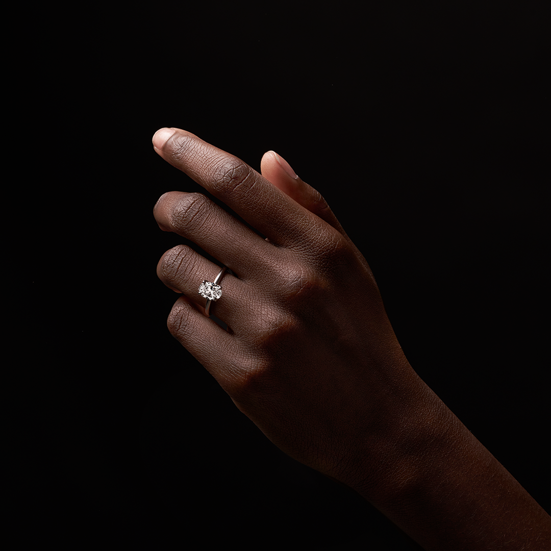 1.00ct Solitaire Oval-Cut GIA-Certified Lab Grown Diamond Engagement Ring in 18ct White Gold