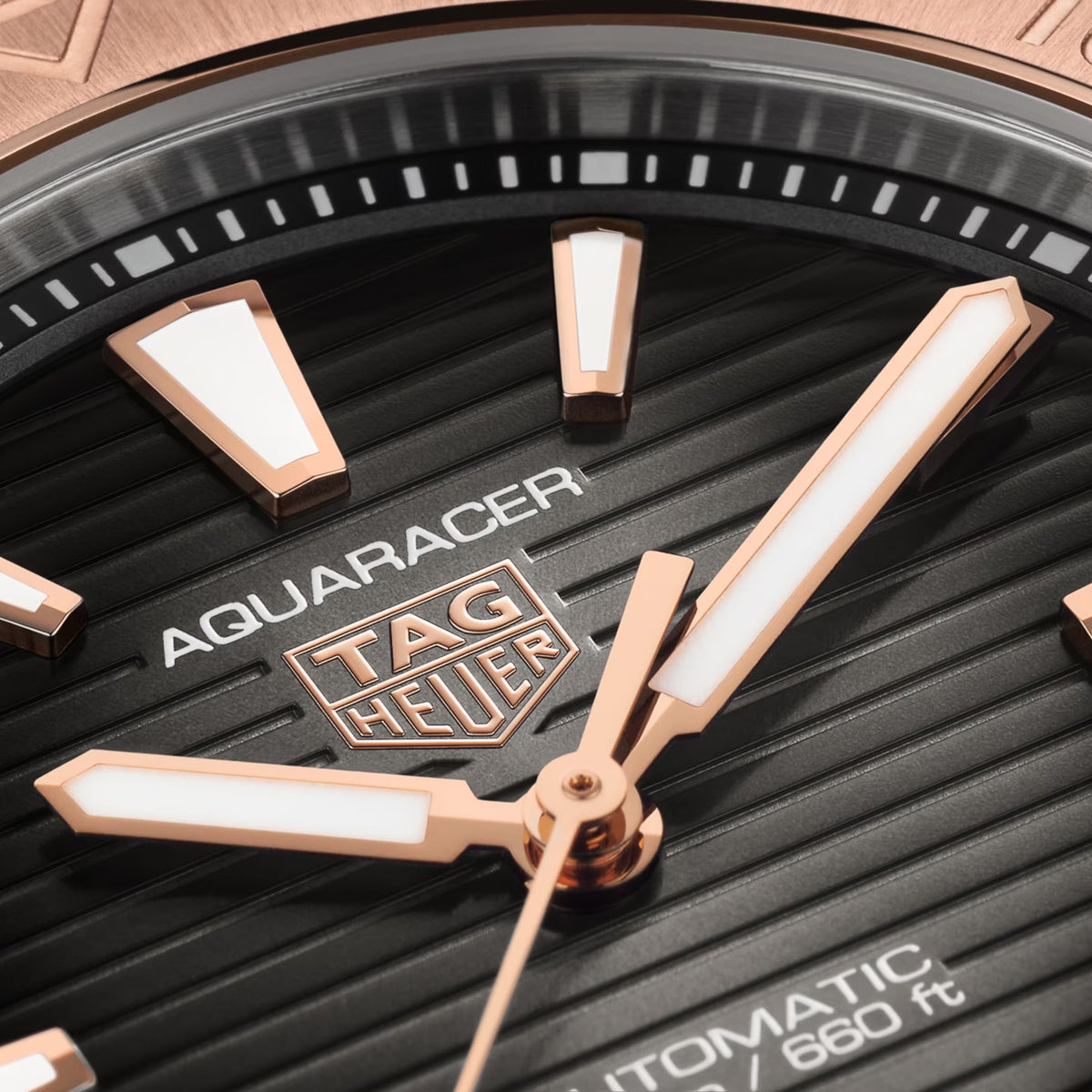 TAG HEUER AQUARACER PROFESSIONAL 2000 AUTOMATIC 40MM WBP2151.FT6199