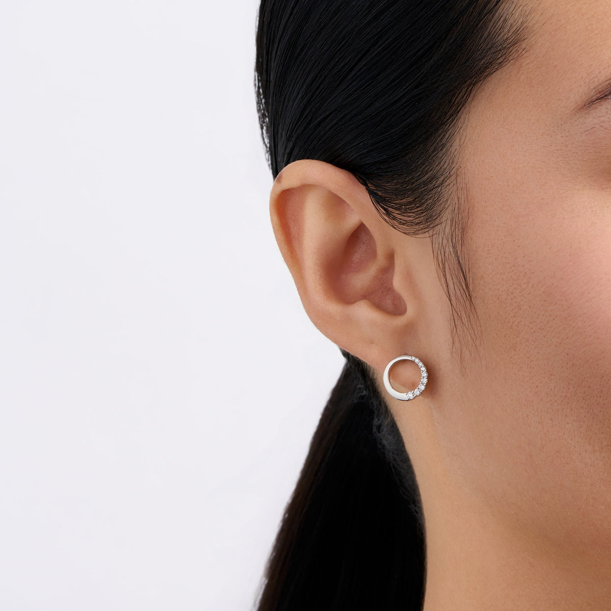 0.40TDW Round Lab-Grown-Diamond Circle Pendant & Earrings Set in Sterling Silver