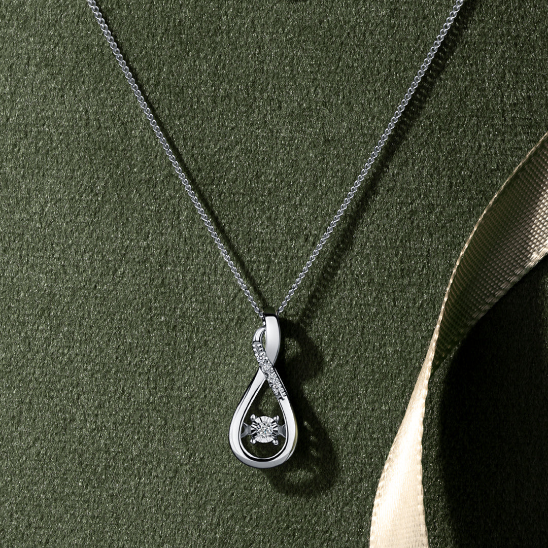 Diamond Bar Necklace 2 ct tw Emerald & Round-cut 14K White Gold 18