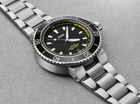 Oris Aquis Men's 45.8mm Stainless Steel Automatic Watch 733 7755 4154 SET - Wallace Bishop