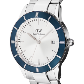 Daniel Wellington Iconic Paradigma Link Blue Bezel Watch