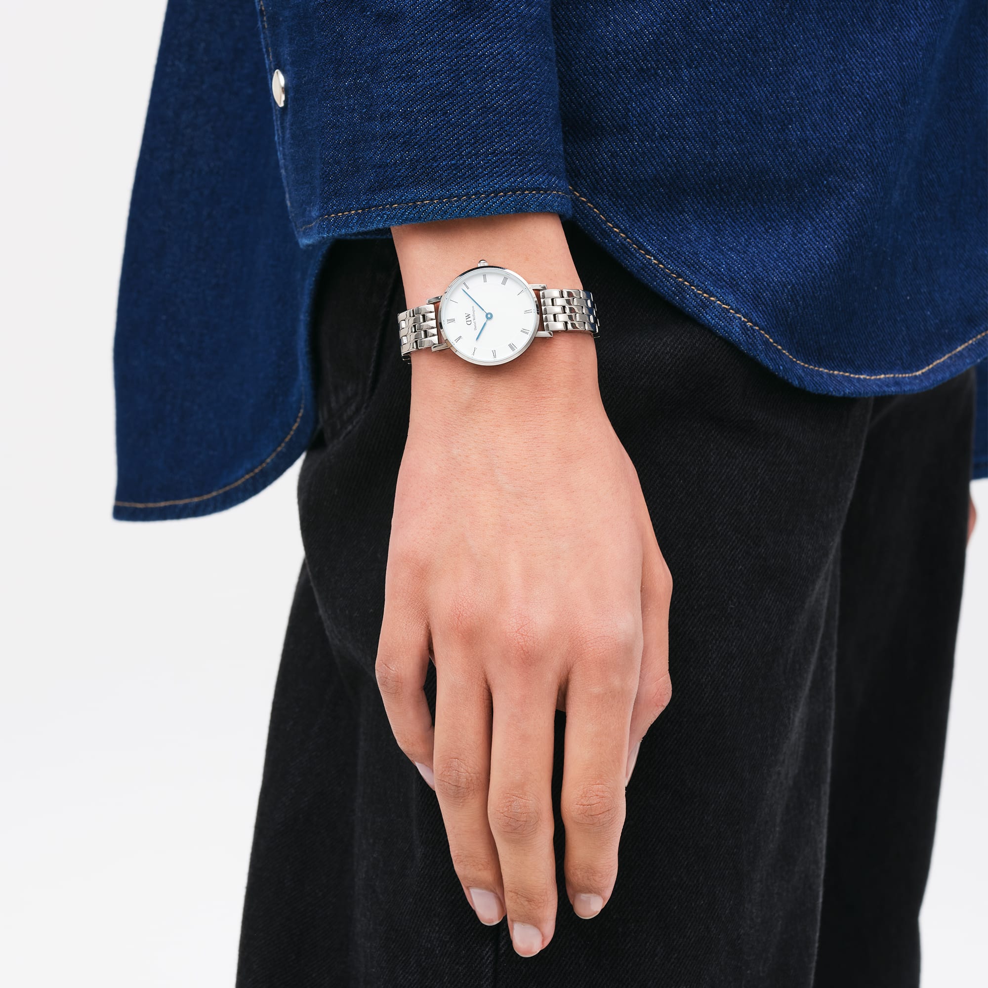 Daniel Wellington Petite Roman Numerals 28 5-Link S White Watch