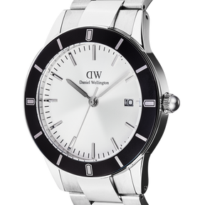 Daniel Wellington Iconic Paradigma Link Black Bezel Watch