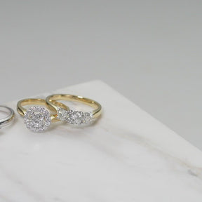 1.00ct TW Round Brilliant Cut Diamond Three Stone Engagement Ring in 18ct Yellow Gold